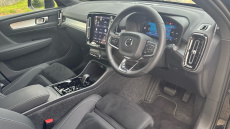 Volvo XC40 2.0 B3P Plus Black Edition 5dr Auto Petrol Estate